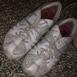 cheer shoes